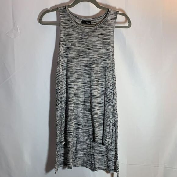 Wilfred Tops - Wilfred Free Black & Grey Striped Long Tank Top